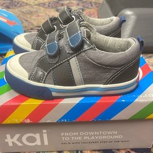 See Kai run gray sneakers size 9